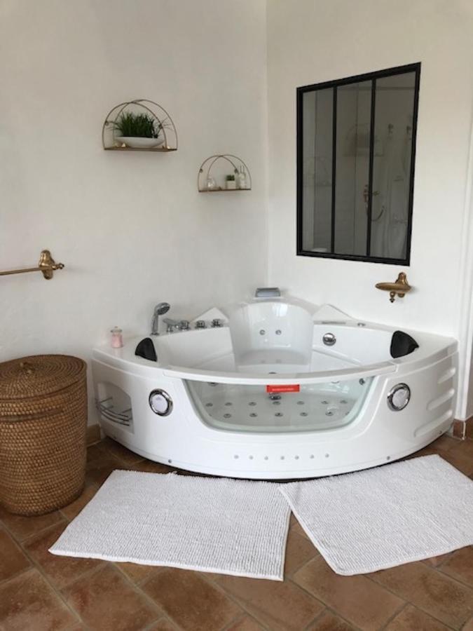 villa santa rita Auribeau-sur-Siagne Esterno foto